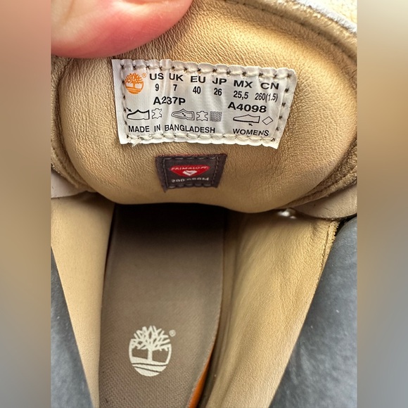 NWOT Timberland Women’s 6” Premium Convenient Boots💋 - Picture 8 of 10